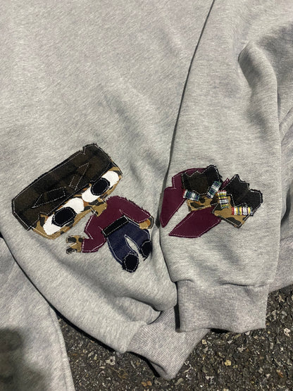 GONEISBACK CUTE SWEATSHIRT